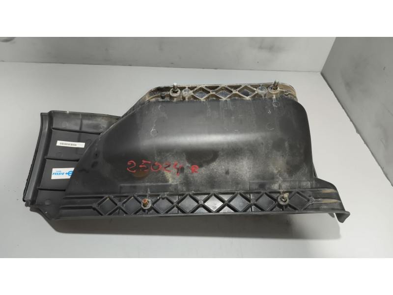 Recambio de peldaño izquierdo para renault midlum 6.2 diesel referencia OEM IAM 7484585653  