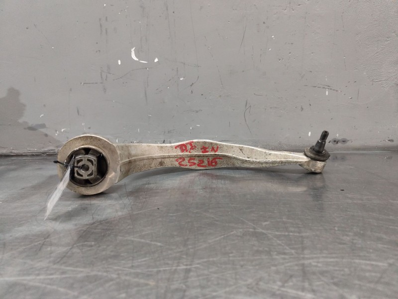Recambio de brazo suspension inferior delantero izquierdo para audi a4 ber. (b8) básico referencia OEM IAM 8K0407693N  