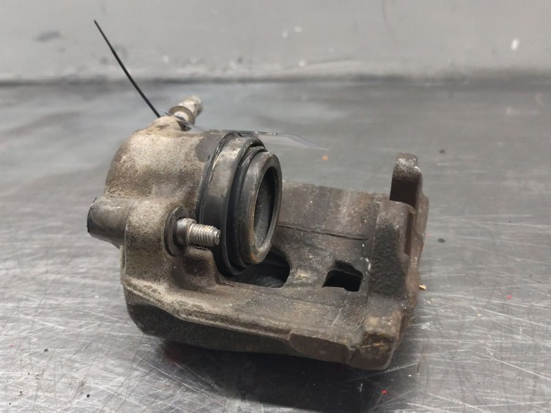 Recambio de pinza freno delantera izquierda para audi a4 ber. (b8) básico referencia OEM IAM   