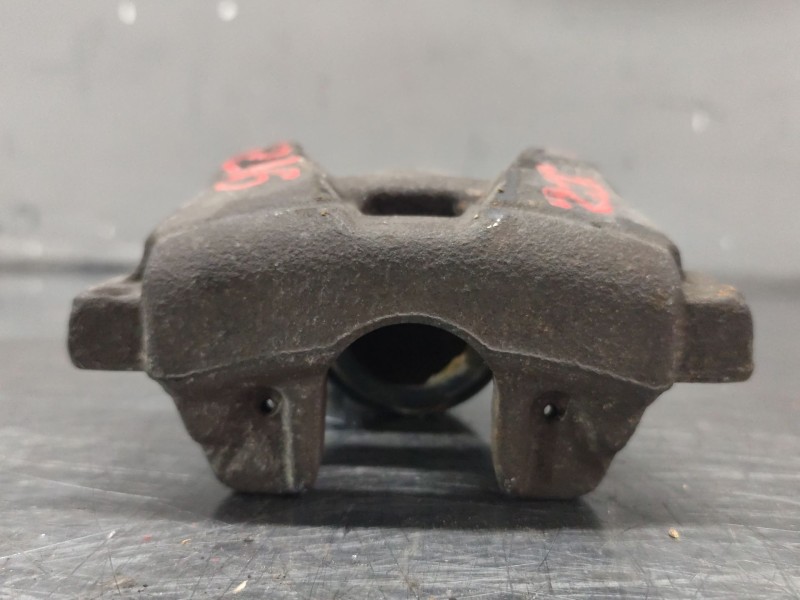 Recambio de pinza freno delantera izquierda para audi a4 ber. (b8) básico referencia OEM IAM   