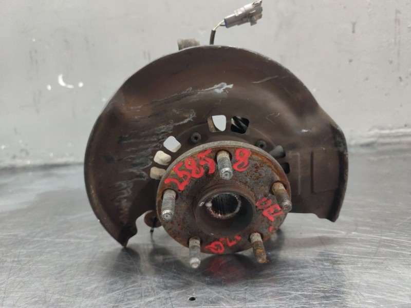 Recambio de mangueta delantera izquierda para toyota rav 4 ii (_a2_) 2.0 4wd (aca21, aca20) referencia OEM IAM   