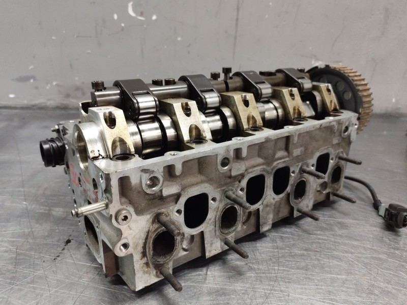 Recambio de culata para audi a3 (8p1) 2.0 tdi 16v referencia OEM IAM 038103373R  