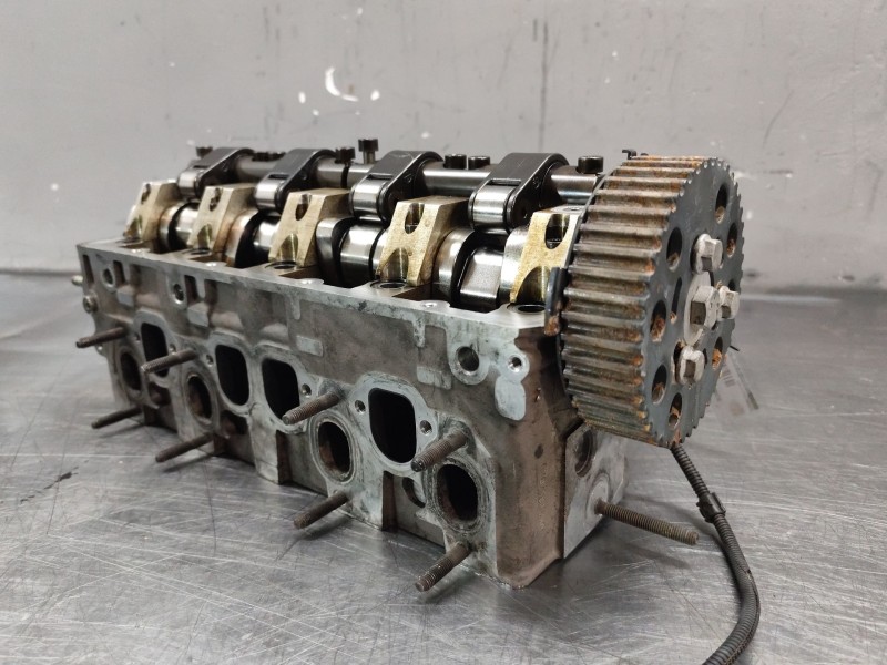 Recambio de culata para audi a3 (8p1) 2.0 tdi 16v referencia OEM IAM 038103373R  