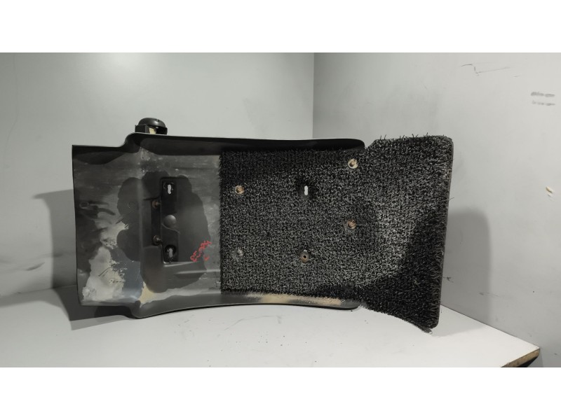 Recambio de guardabarros delantero izquierdo para renault midlum 6.2 diesel referencia OEM IAM 5010302382  