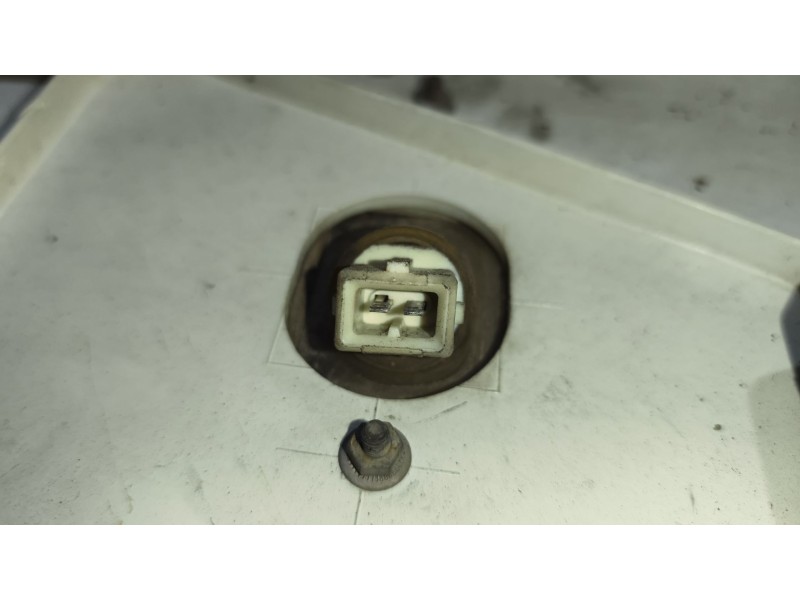 Recambio de moldura trasera cabina para renault magnum ab diesel referencia OEM IAM 5010599377 DERECHA 