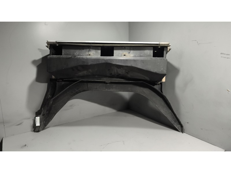 Recambio de paso rueda delantero izquierdo para renault magnum ab diesel referencia OEM IAM 5010574321  