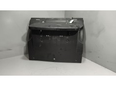 Recambio de guardabarros trasero izquierdo para renault magnum ab diesel referencia OEM IAM   