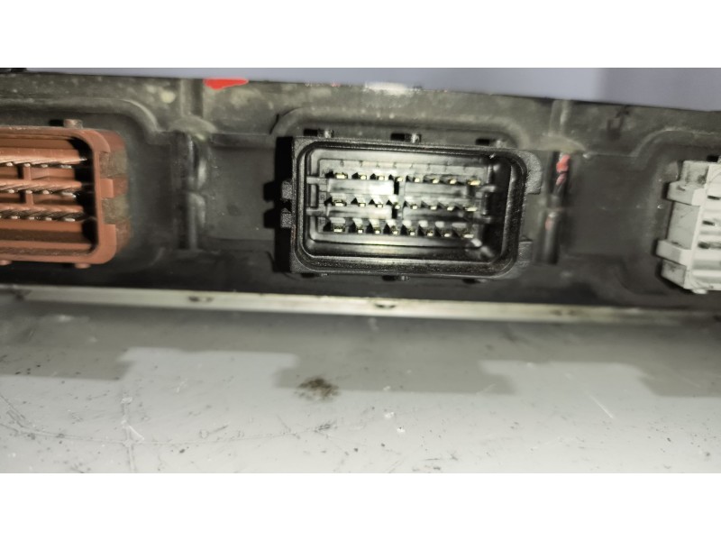 Recambio de modulo electronico para iveco eurocargo 05.03  fki 100 e tráfico urbano referencia OEM IAM 5801362428  