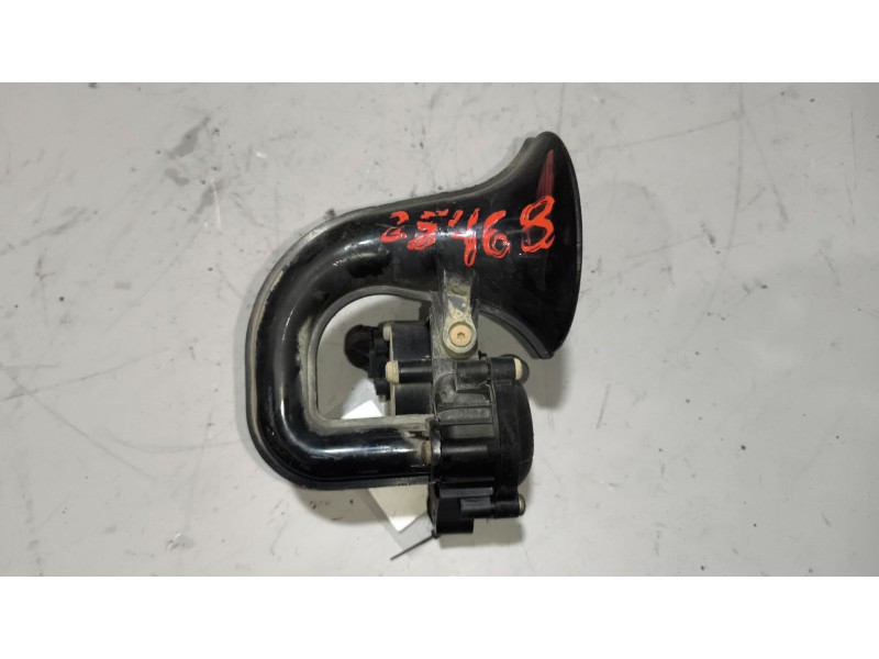 Recambio de claxon para renault magnum ab diesel referencia OEM IAM   