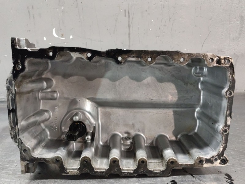 Recambio de carter para volkswagen tiguan (5n_) 2.0 tdi 4motion referencia OEM IAM 04L103603  