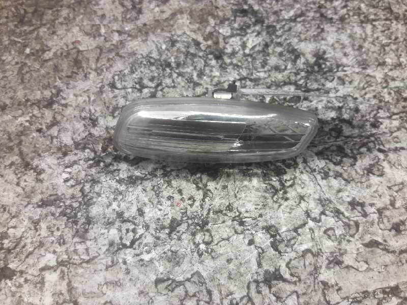 Recambio de piloto lateral izquierdo para citroen c4 grand picasso avatar referencia OEM IAM  2 PINS 