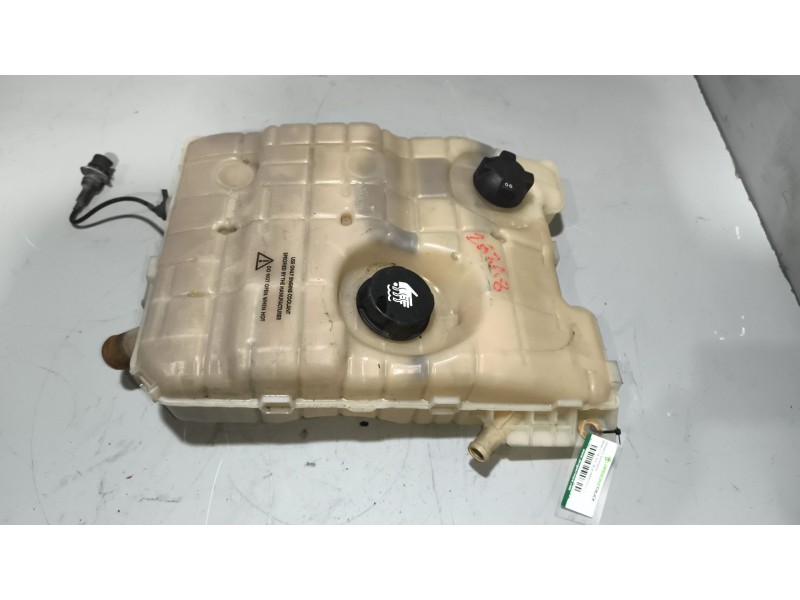 Recambio de deposito expansion para renault hr xxx.18/26 premium 01 referencia OEM IAM 5010514340  