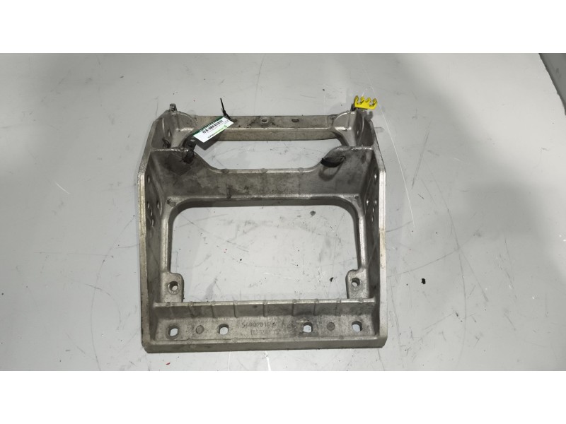 Recambio de soporte para renault hr xxx.18/26 premium 01 referencia OEM IAM 7421087113  