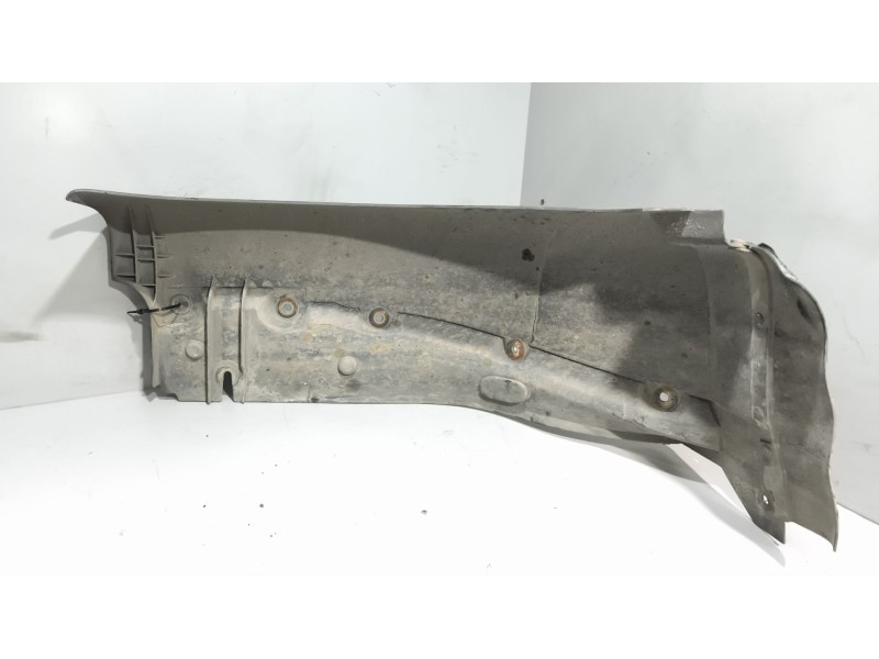 Recambio de guardabarros delantero derecho para renault hr xxx.18/26 premium 01 referencia OEM IAM 5010301444  