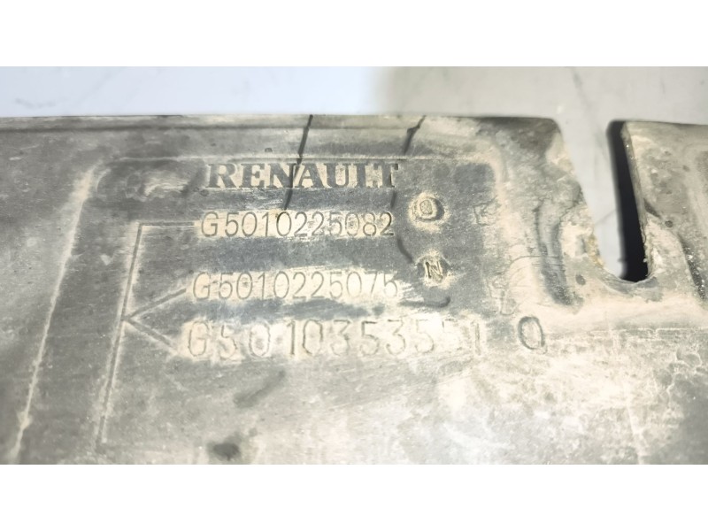 Recambio de guardabarros delantero izquierdo para renault hr xxx.18/26 premium 01 referencia OEM IAM 5010301443  