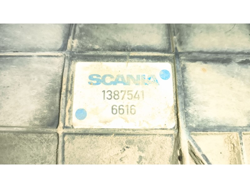 Recambio de filtro aire para scania p,g,r,t - series p 500, r 500 referencia OEM IAM 1387541  