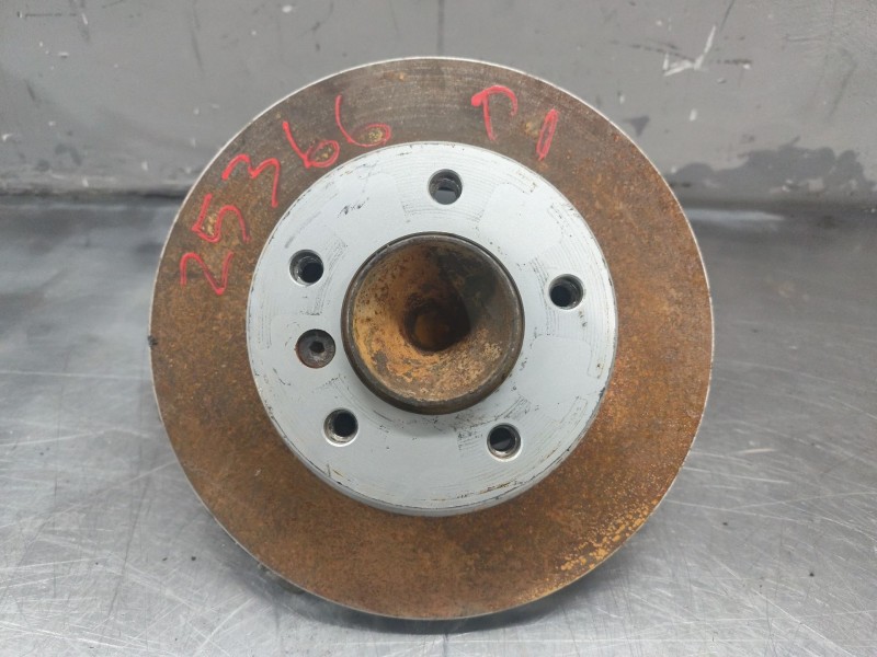 Recambio de mangueta delantera izquierda para bmw 1 (e81) 118 d referencia OEM IAM   