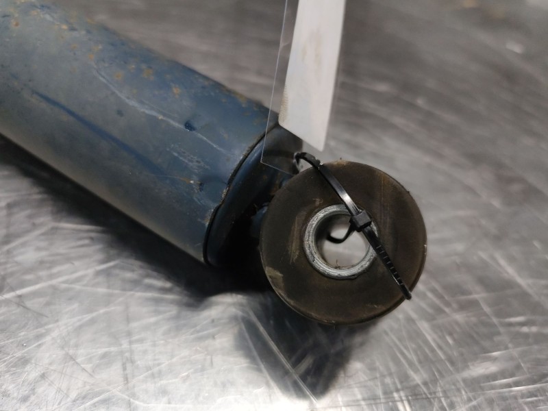 Recambio de amortiguador trasero derecho para volkswagen caddy ka/kb (2k) 2.0 sdi referencia OEM IAM   