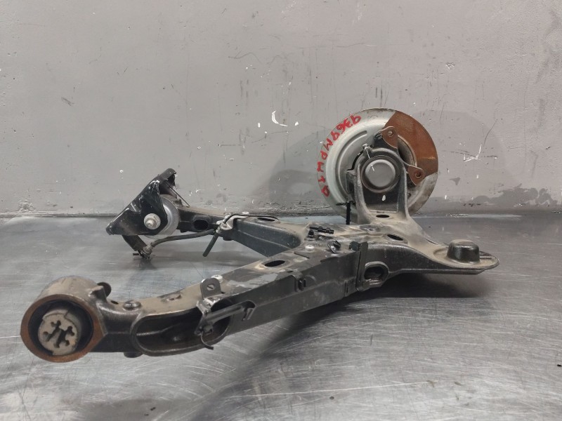 Recambio de mangueta trasera derecha para toyota proace city furgoneta/monovolumen (bpz_) electric (bpzs) referencia OEM IAM   