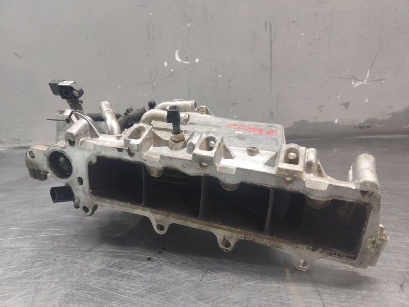 Recambio de colector admision para volkswagen tiguan (5n_) 2.0 tdi 4motion referencia OEM IAM 04L129766AQ  