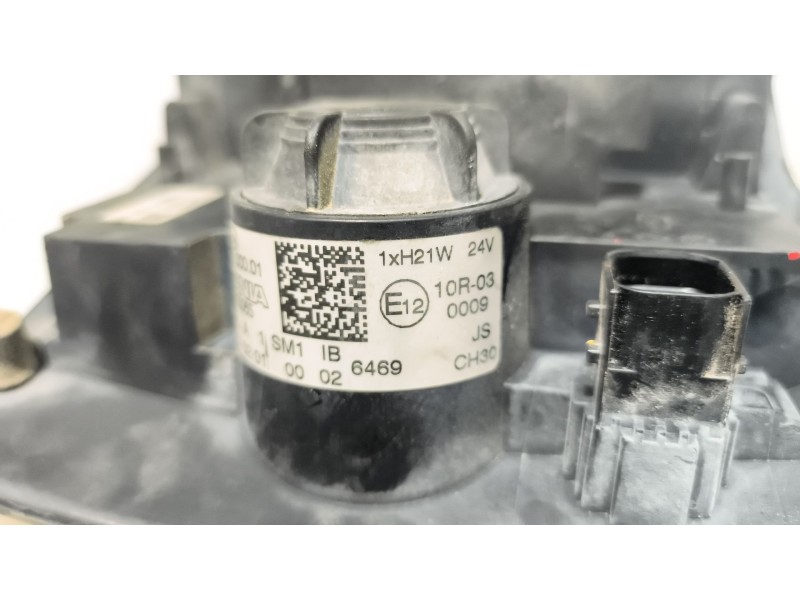 Recambio de piloto delantero derecho para scania r i r 500 referencia OEM IAM 2000065  