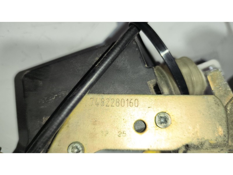 Recambio de cerradura puerta delantera derecha para renault magnum ab 2005 12.8 diesel referencia OEM IAM   