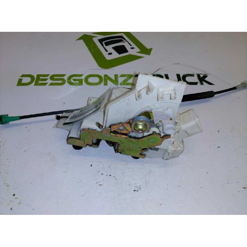 Recambio de cerradura puerta trasera izquierda para ford mondeo berlina/familiar (fd) clx berlina referencia OEM IAM 7096481  