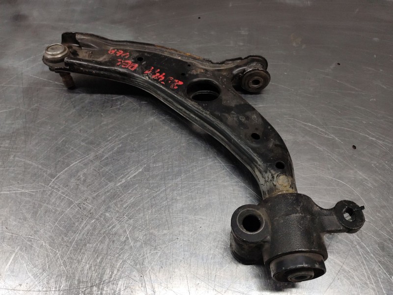 Recambio de brazo suspension superior delantero derecho para mazda cx-5 (kf) 2.2 d referencia OEM IAM   