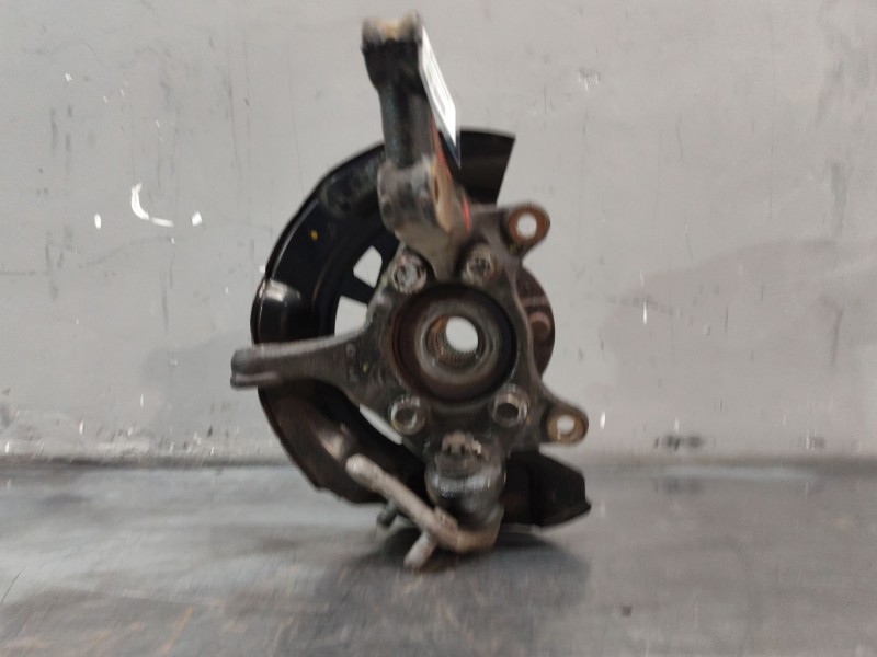 Recambio de mangueta delantera izquierda para toyota corolla (e15) high referencia OEM IAM   