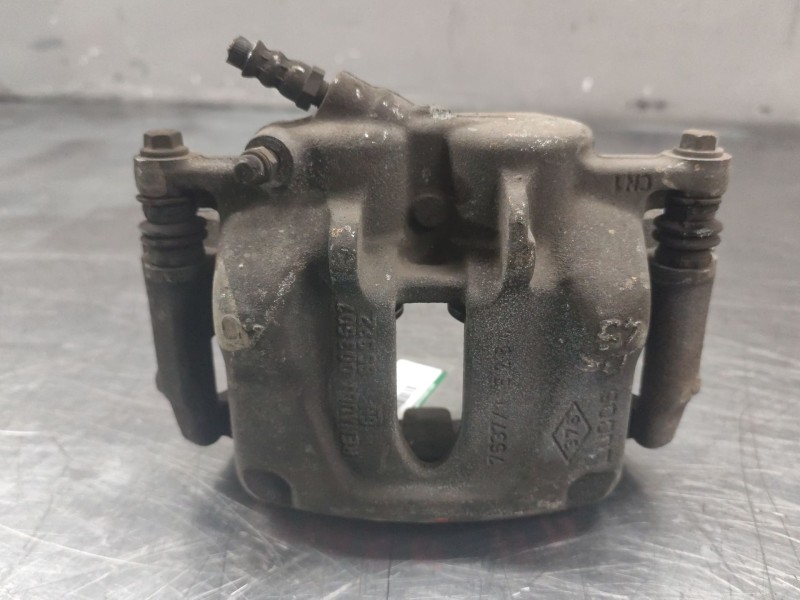 Recambio de pinza freno delantera derecha para renault trafic combi (ab 4.01) referencia OEM IAM   
