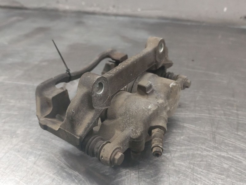 Recambio de pinza freno delantera derecha para renault trafic combi (ab 4.01) referencia OEM IAM   