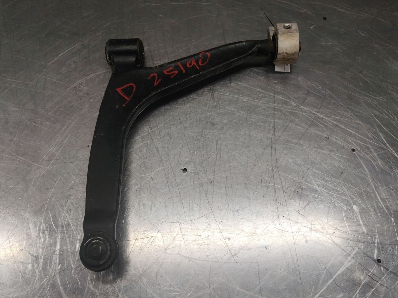 Recambio de brazo suspension inferior delantero derecho para peugeot partner (s2) combiespace referencia OEM IAM   