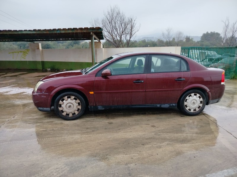 opel vectra c berlina del año 2002