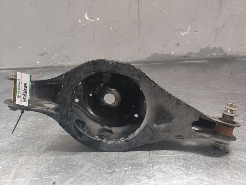 Recambio de brazo suspension inferior trasero derecho para nissan murano i (z50) 3.5 4x4 referencia OEM IAM   
