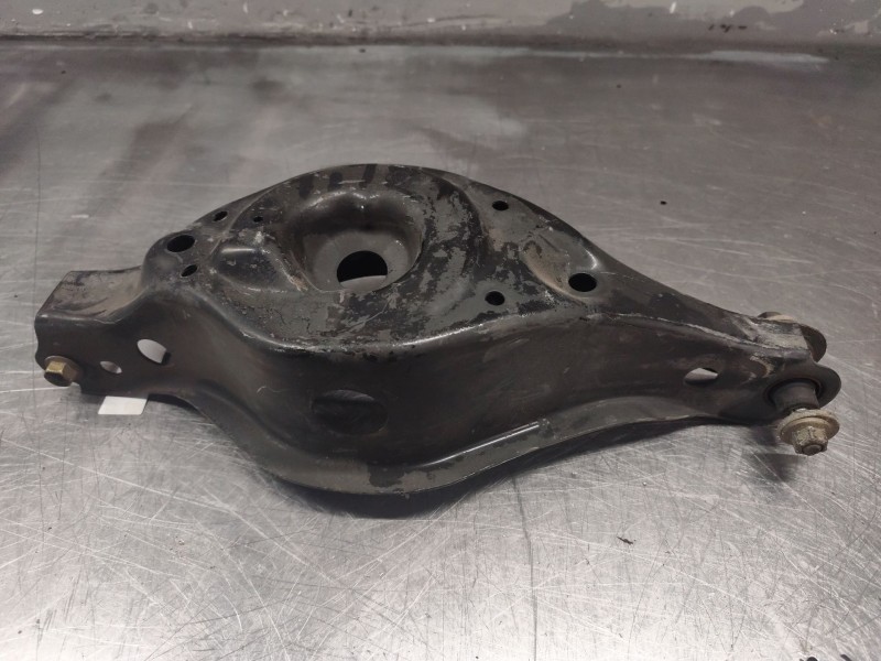 Recambio de brazo suspension inferior trasero derecho para nissan murano i (z50) 3.5 4x4 referencia OEM IAM   