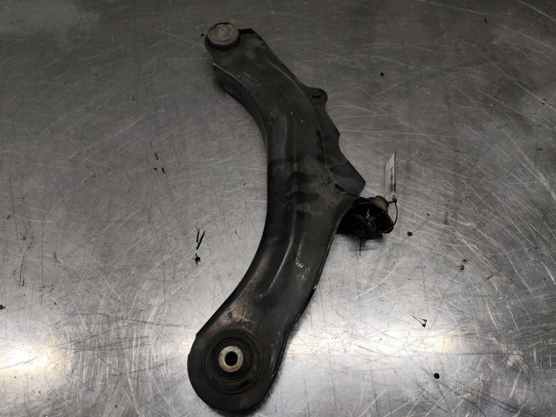 Recambio de brazo suspension inferior delantero derecho para renault scenic ii grand confort dynamique referencia OEM IAM   