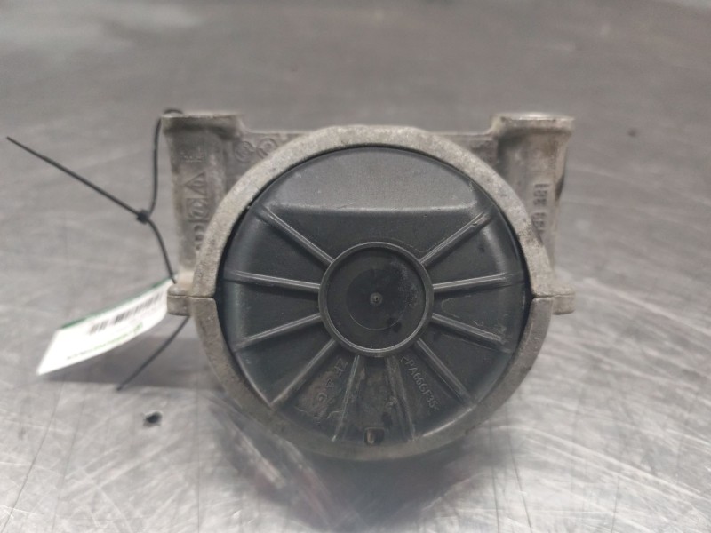 Recambio de soporte motor derecho para audi a4 ber. (b8) básico referencia OEM IAM 8k0199381  