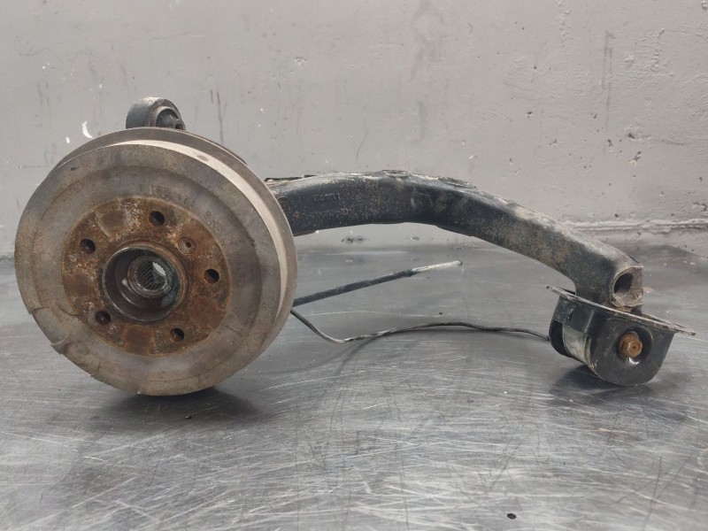 Recambio de mangueta trasera izquierda para bmw serie 3 berlina (e36) 318tds referencia OEM IAM   