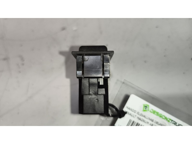 Recambio de mando elevalunas delantero derecho para renault magnum ab 2005 12.8 diesel referencia OEM IAM   