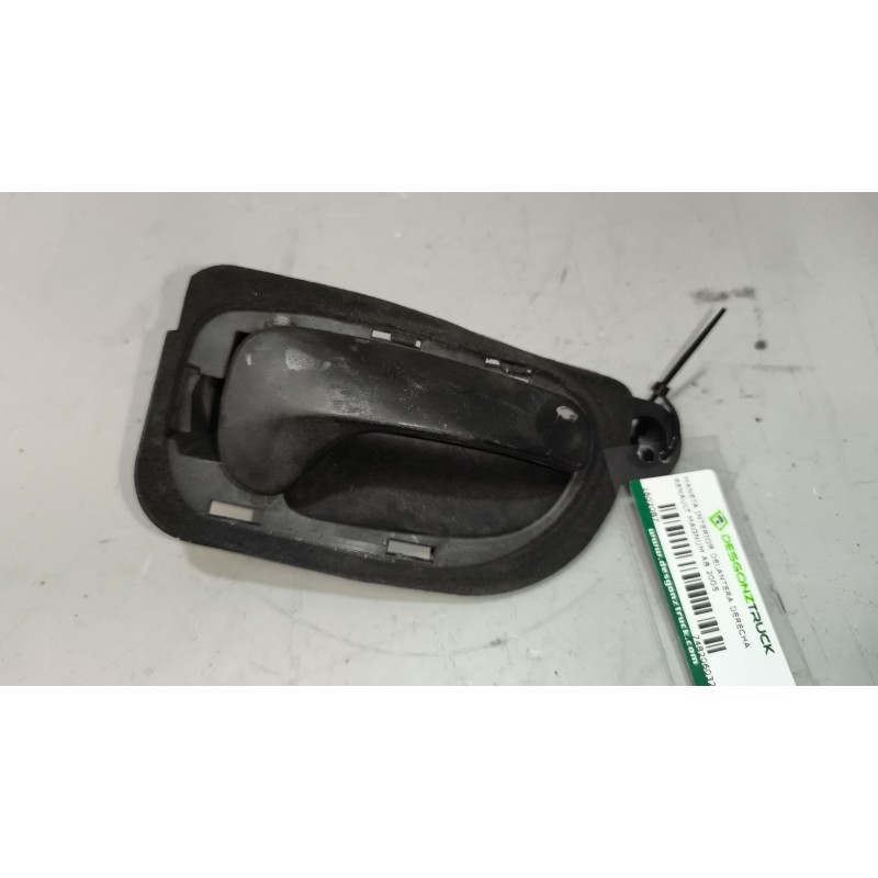 Recambio de maneta interior delantera derecha para renault magnum ab 2005 12.8 diesel referencia OEM IAM 7482060326  