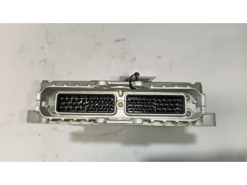 Recambio de centralita motor edc para renault hr xxx.18/26 premium 01 referencia OEM IAM 5010550351 0281010966 