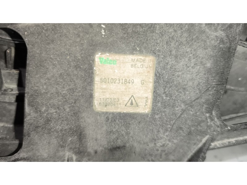 Recambio de faro antiniebla izquierdo para renault hr xxx.18/26 premium 01 referencia OEM IAM 5010231849  