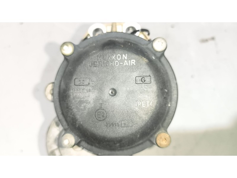 Recambio de claxon para renault hr xxx.18/26 premium 01 referencia OEM IAM   