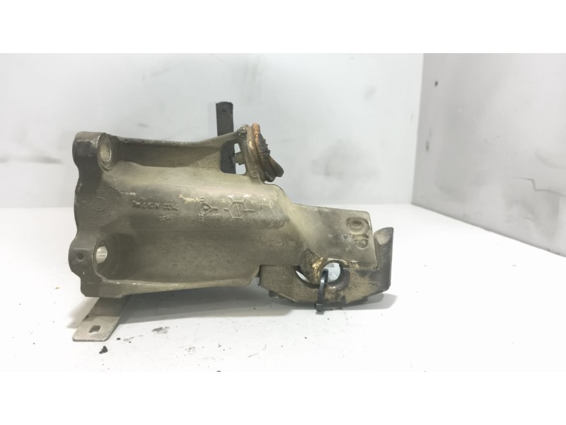 Recambio de soporte cabina delantero para scania p,g,r,t - series p 500, r 500 referencia OEM IAM 1728148  