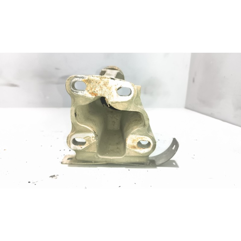 Recambio de soporte cabina delantero para scania p,g,r,t - series p 500, r 500 referencia OEM IAM 1728149 DERECHO 