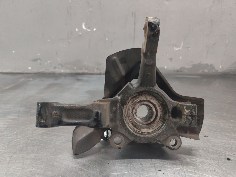 Recambio de mangueta delantera izquierda para fiat scudo furgoneta (220_) 1.9 d referencia OEM IAM   