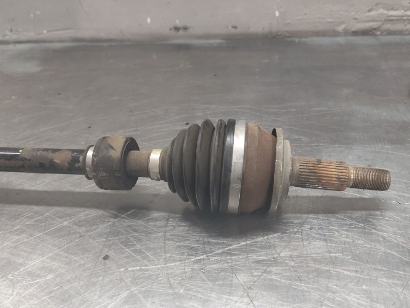 Recambio de transmision delantera derecha para toyota avensis (_t25_) 2.0 d-4d (adt250_) referencia OEM IAM   