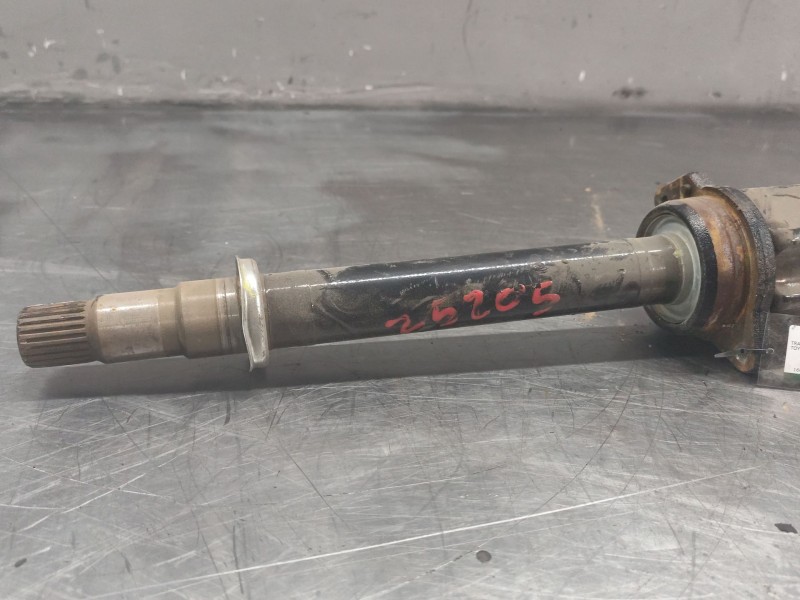 Recambio de transmision delantera derecha para toyota avensis (_t25_) 2.0 d-4d (adt250_) referencia OEM IAM   