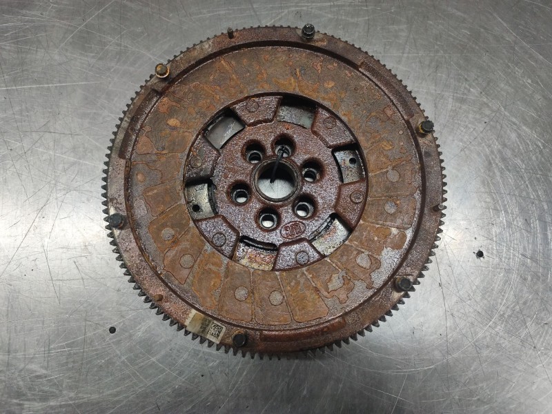 Recambio de volante motor para volkswagen tiguan (5n_) 2.0 tdi 4motion referencia OEM IAM   