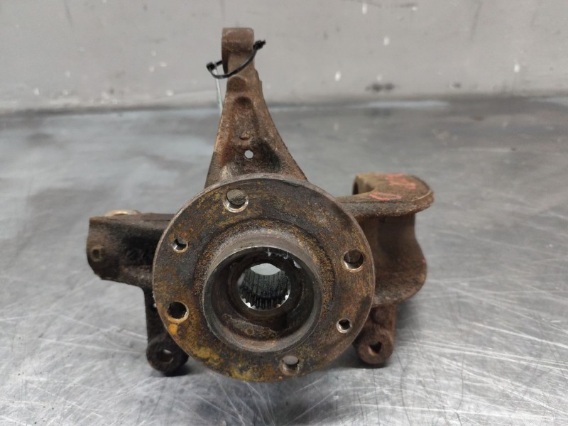 Recambio de mangueta delantera derecha para renault scenic ii grand confort dynamique referencia OEM IAM   